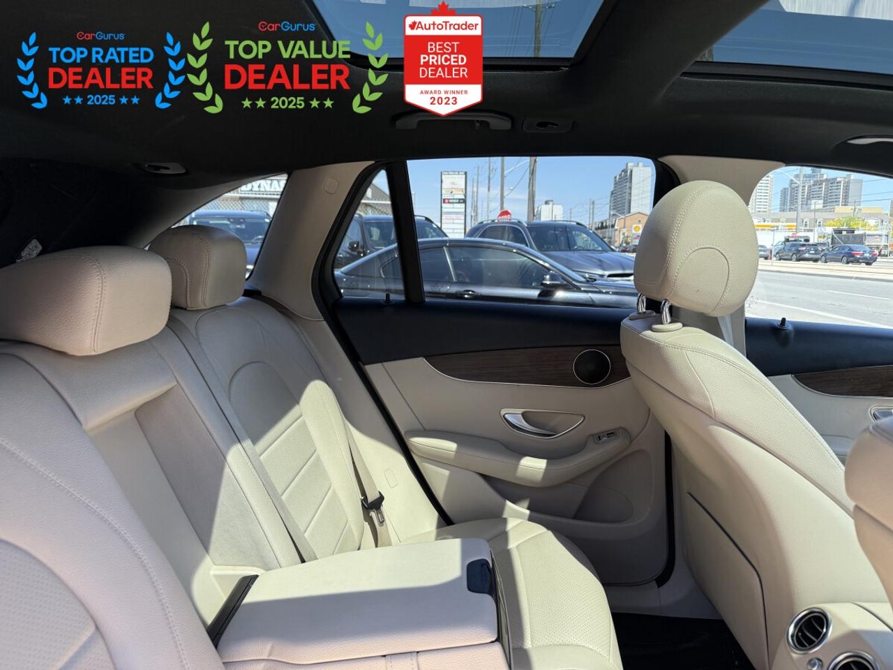 2020 Mercedes-Benz GLC-Class 300 | PREMIUM PKG | PANO | CARPLAY Photo