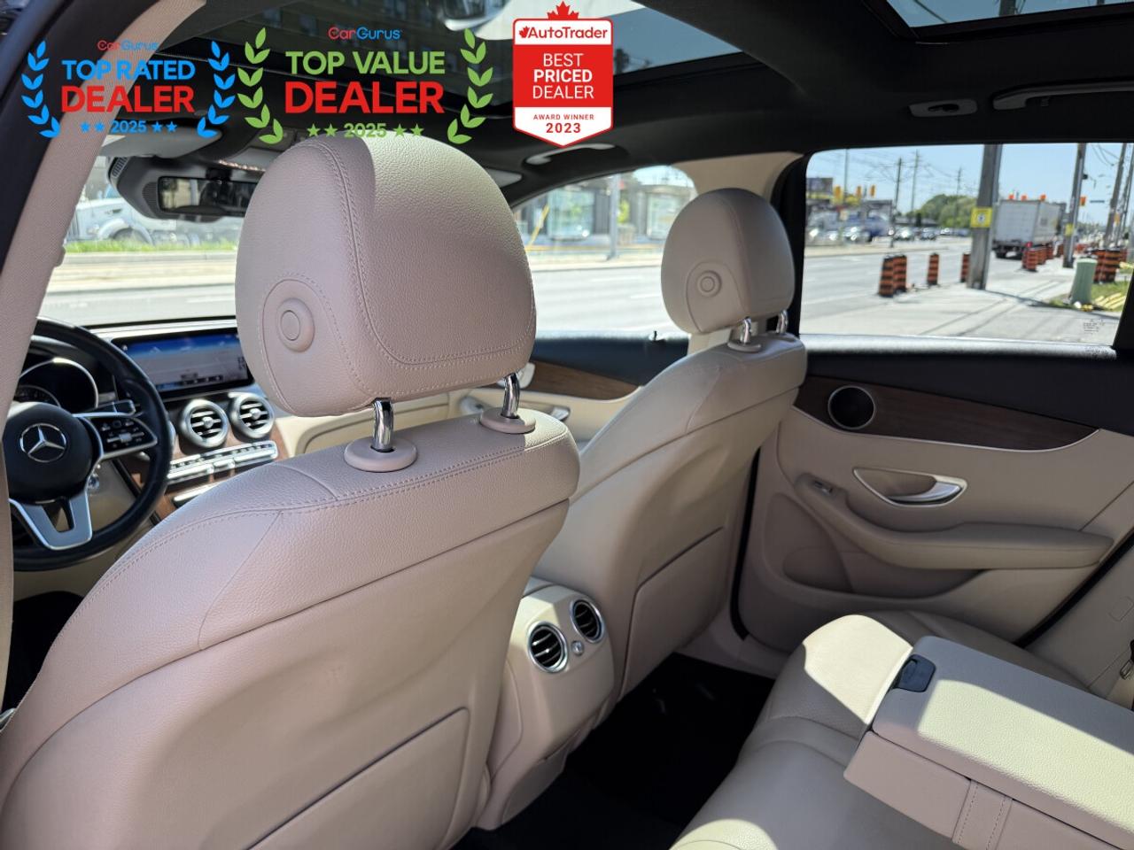 2020 Mercedes-Benz GLC-Class 300 | PREMIUM PKG | PANO | CARPLAY Photo