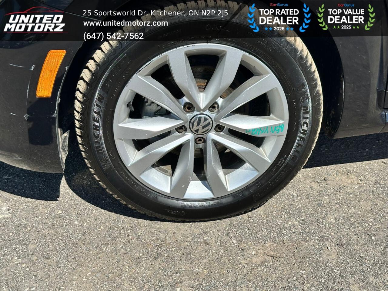 2015 Volkswagen Beetle 2dr Cpe Auto Trendline ~SAFETY CERTIFIED~ 21 SERVI Photo