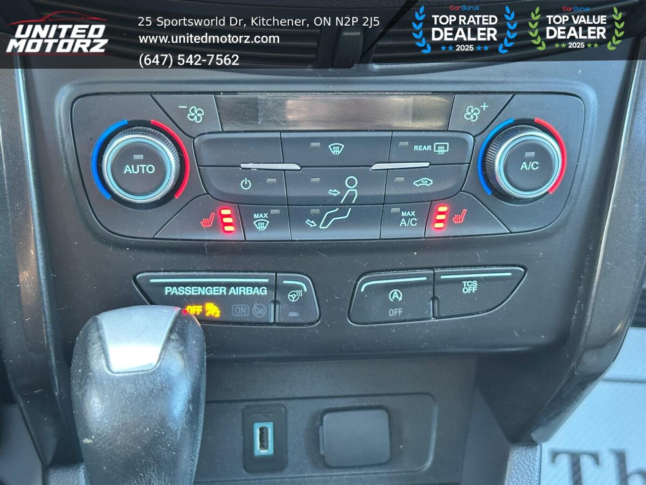 2017 Ford Escape Titanium ~SAFETY CERTIFIED~  NO ACCIDENTS ~ Photo