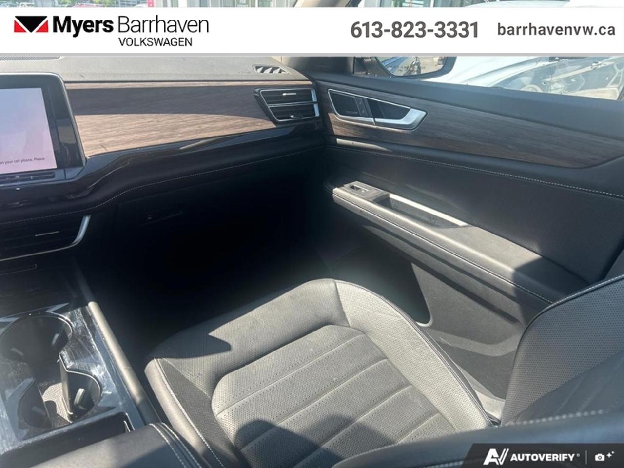 2024 Volkswagen Atlas Highline 2.0 TSI  - Leather Seats Photo