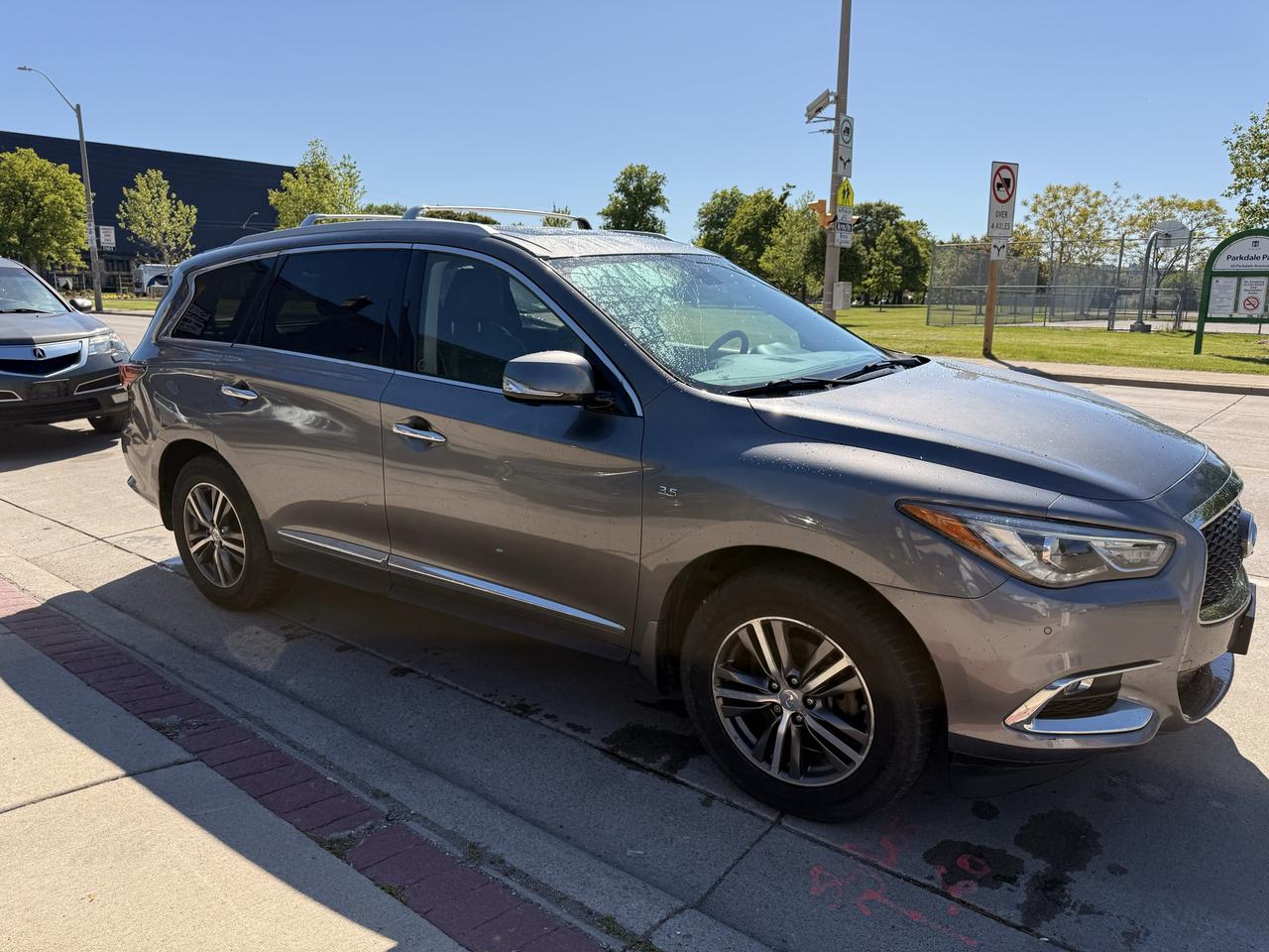 2017 Infiniti QX60 AWD 4dr Photo