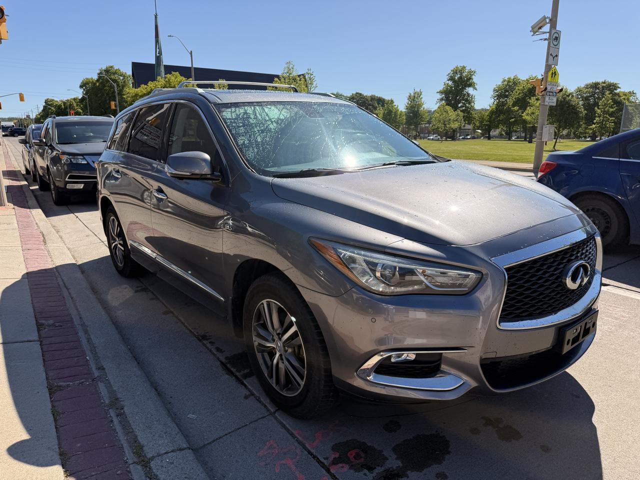 2017 Infiniti QX60 AWD 4dr Photo