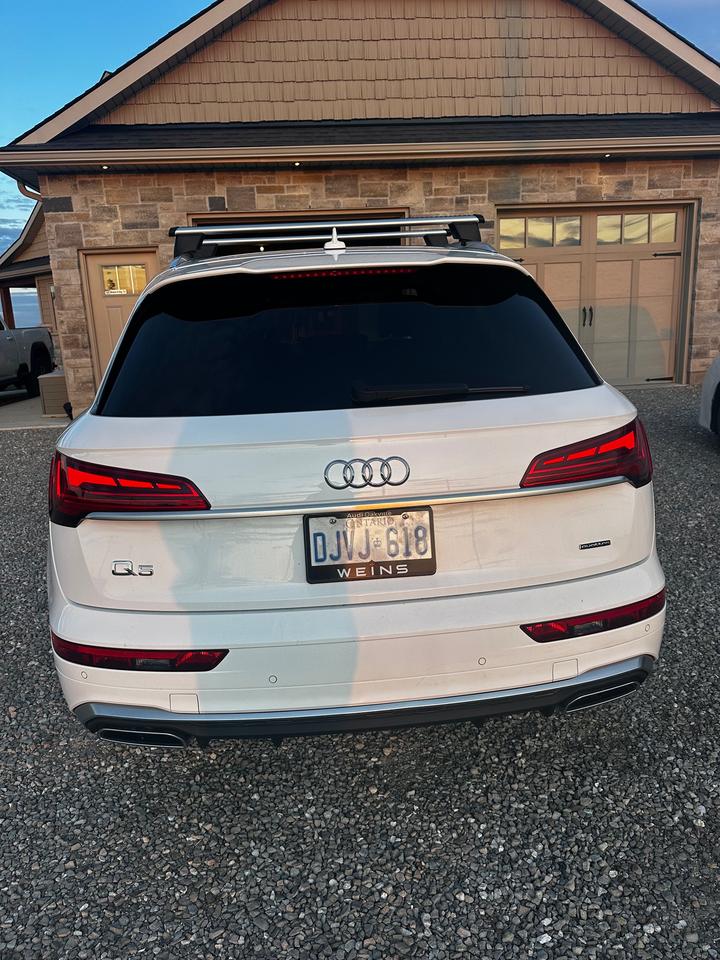 2022 Audi Q5 Progressiv 45 TFSI quattro Photo2