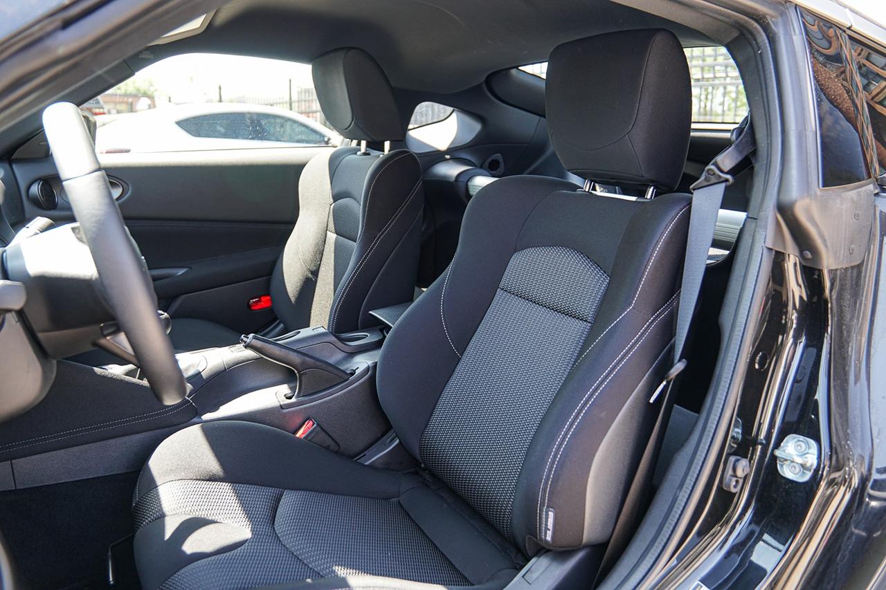 2025 Nissan Z Sport Manual COUPE|CLEAN CARFAX|CARPLAY|PUSH START Photo
