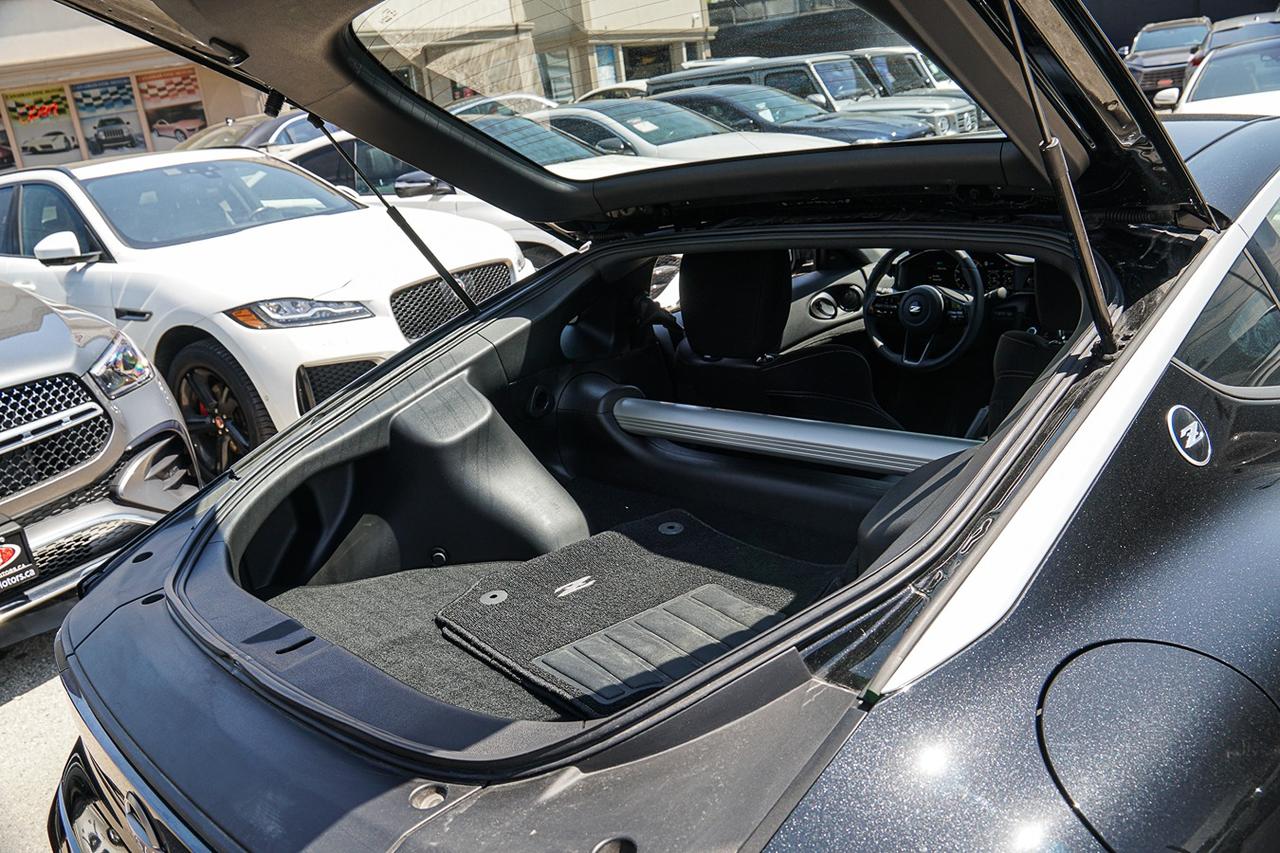 2025 Nissan Z Sport Manual COUPE|CLEAN CARFAX|CARPLAY|PUSH START Photo