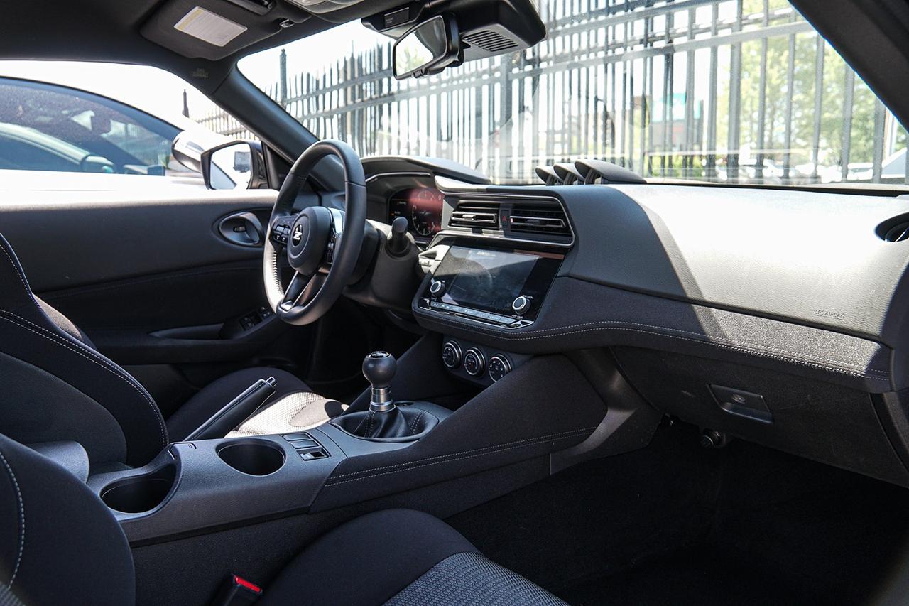 2025 Nissan Z Sport Manual COUPE|CLEAN CARFAX|CARPLAY|PUSH START Photo