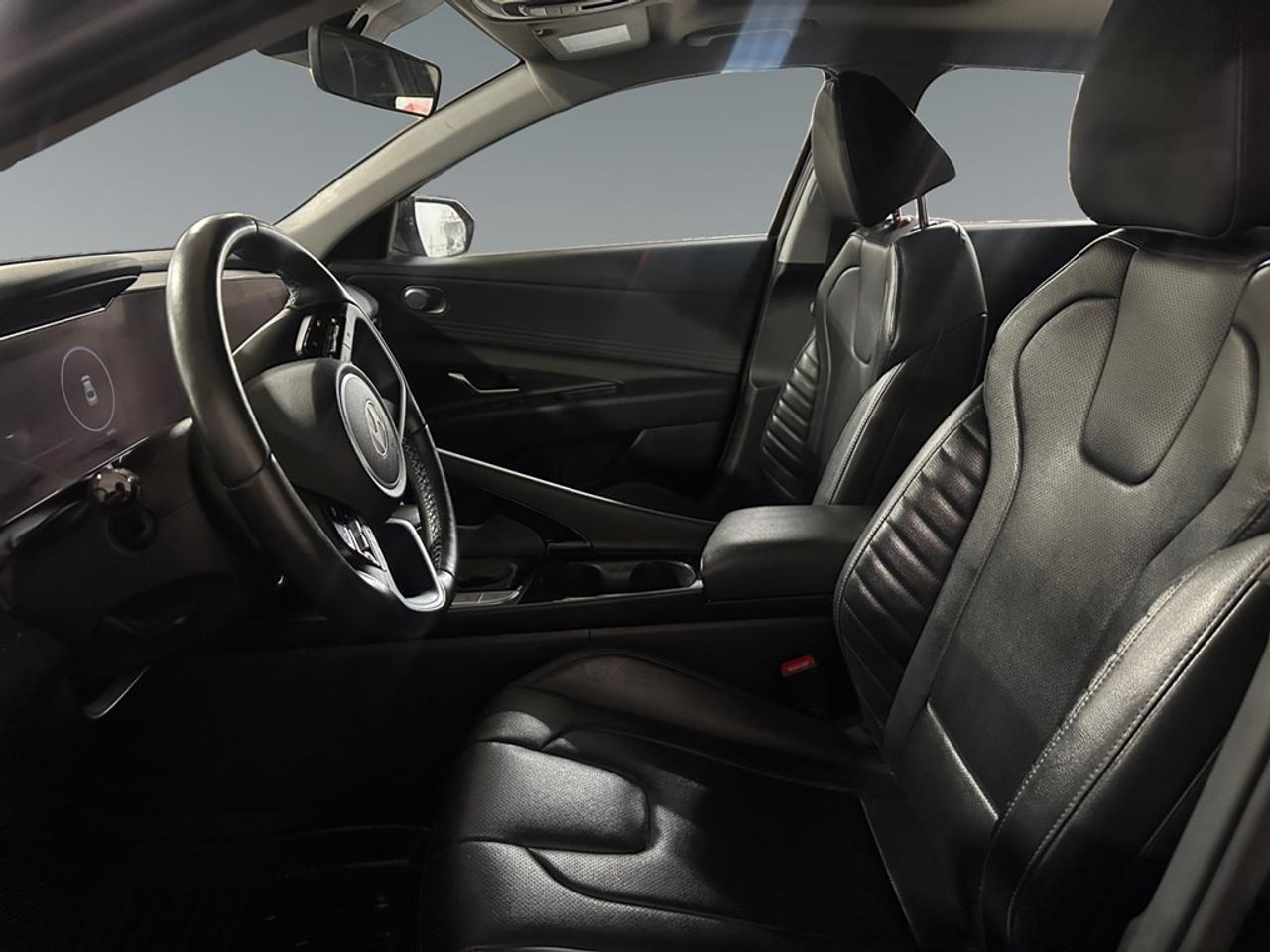 Used 2024 Hyundai Elantra Luxury IVT for sale in Nepean, ON
