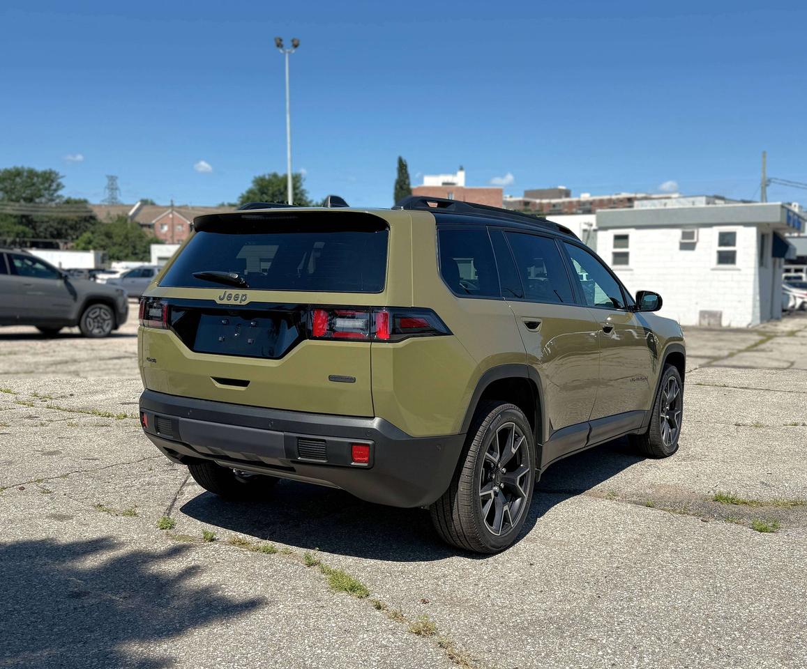 2026 Jeep Cherokee Overland 4x4 Photo4