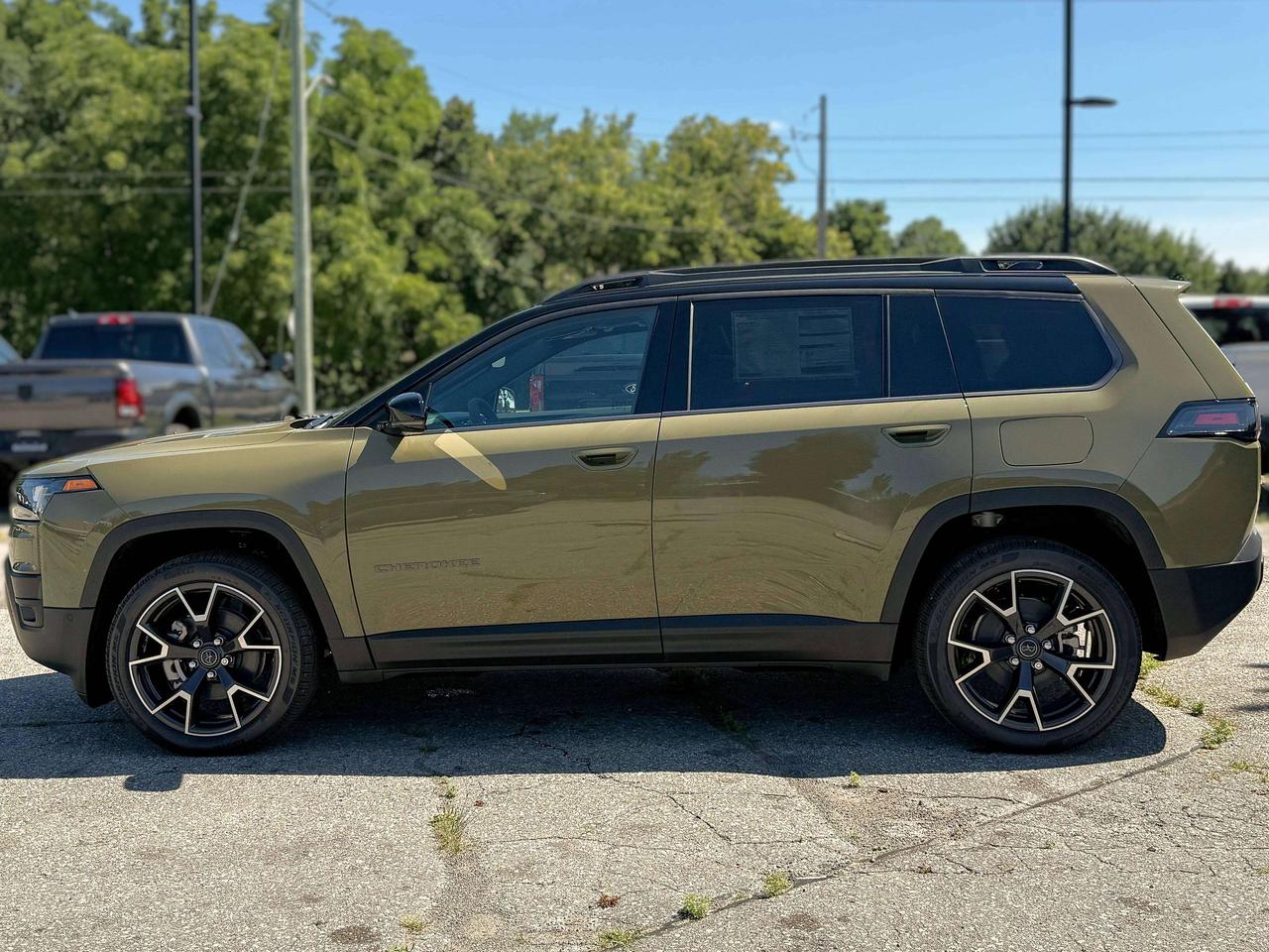 2026 Jeep Cherokee Overland 4x4 Photo