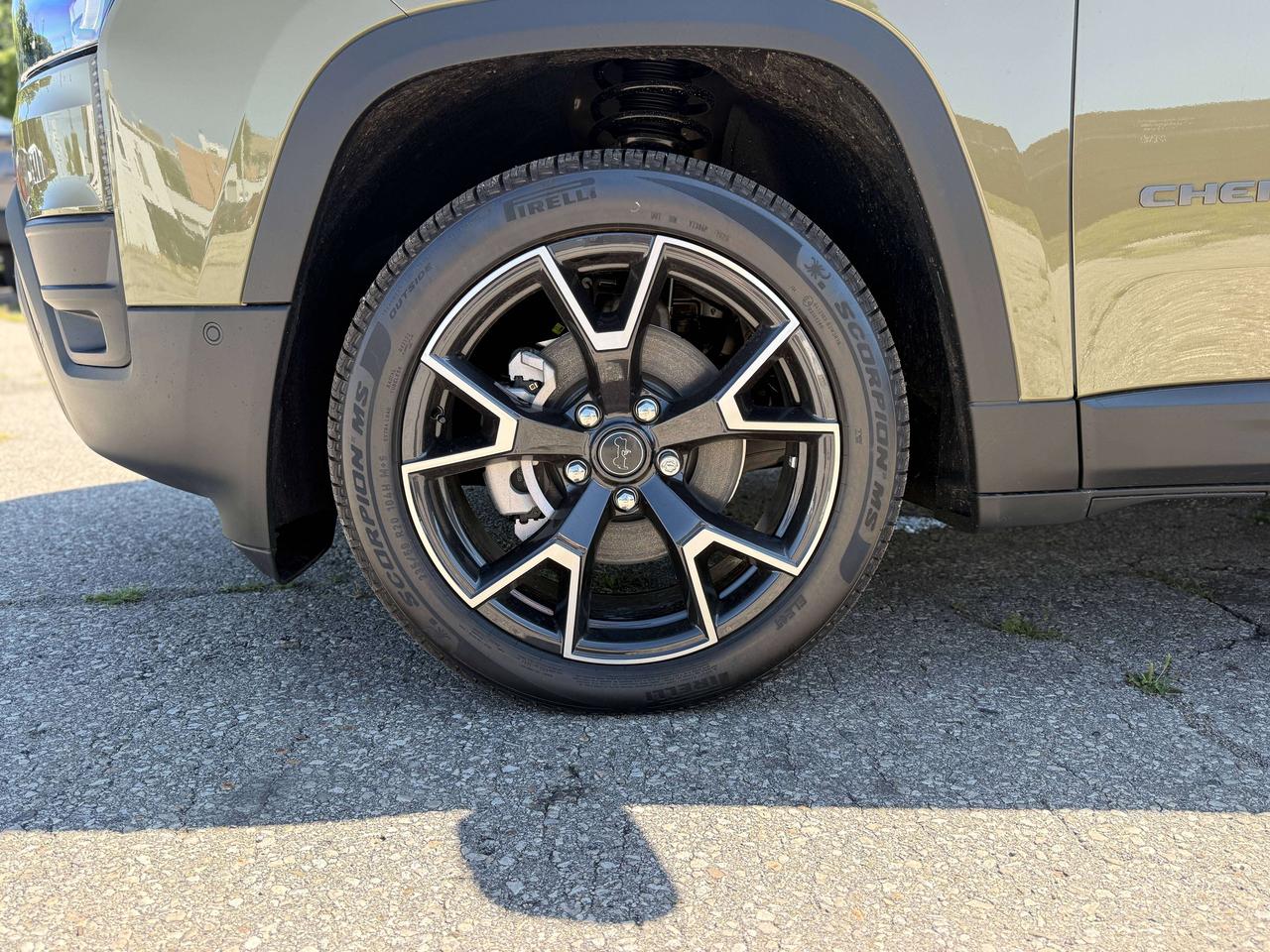 2026 Jeep Cherokee Overland 4x4 Photo
