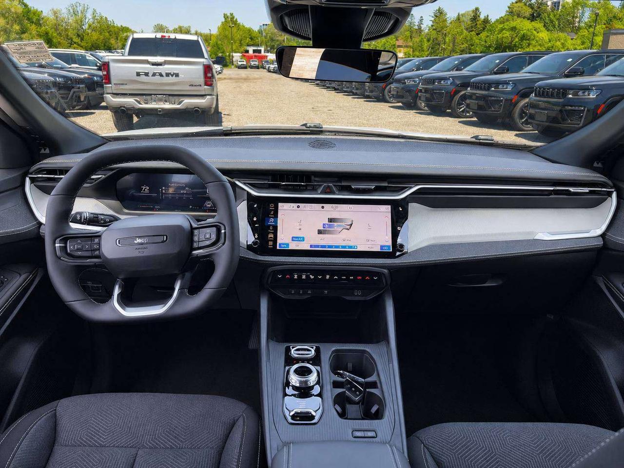 2026 Jeep Cherokee LAREDO | Turbo HYBRID | Heated Seats & Wheel Photo
