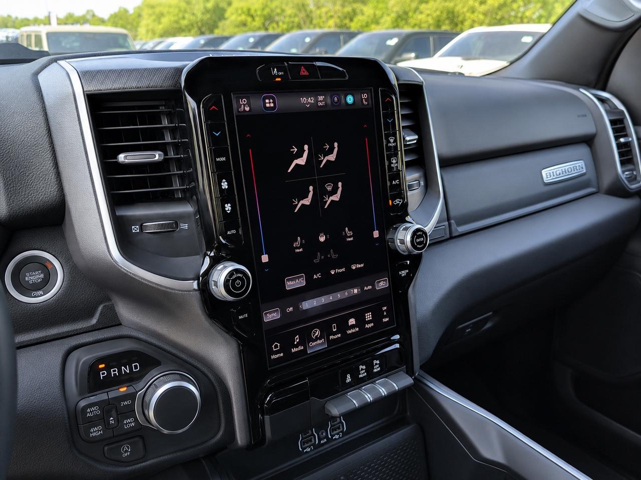 2026 RAM 1500 BIG HORN | Level 2 | HEMI | Pano Roof | NIght Pkg Photo