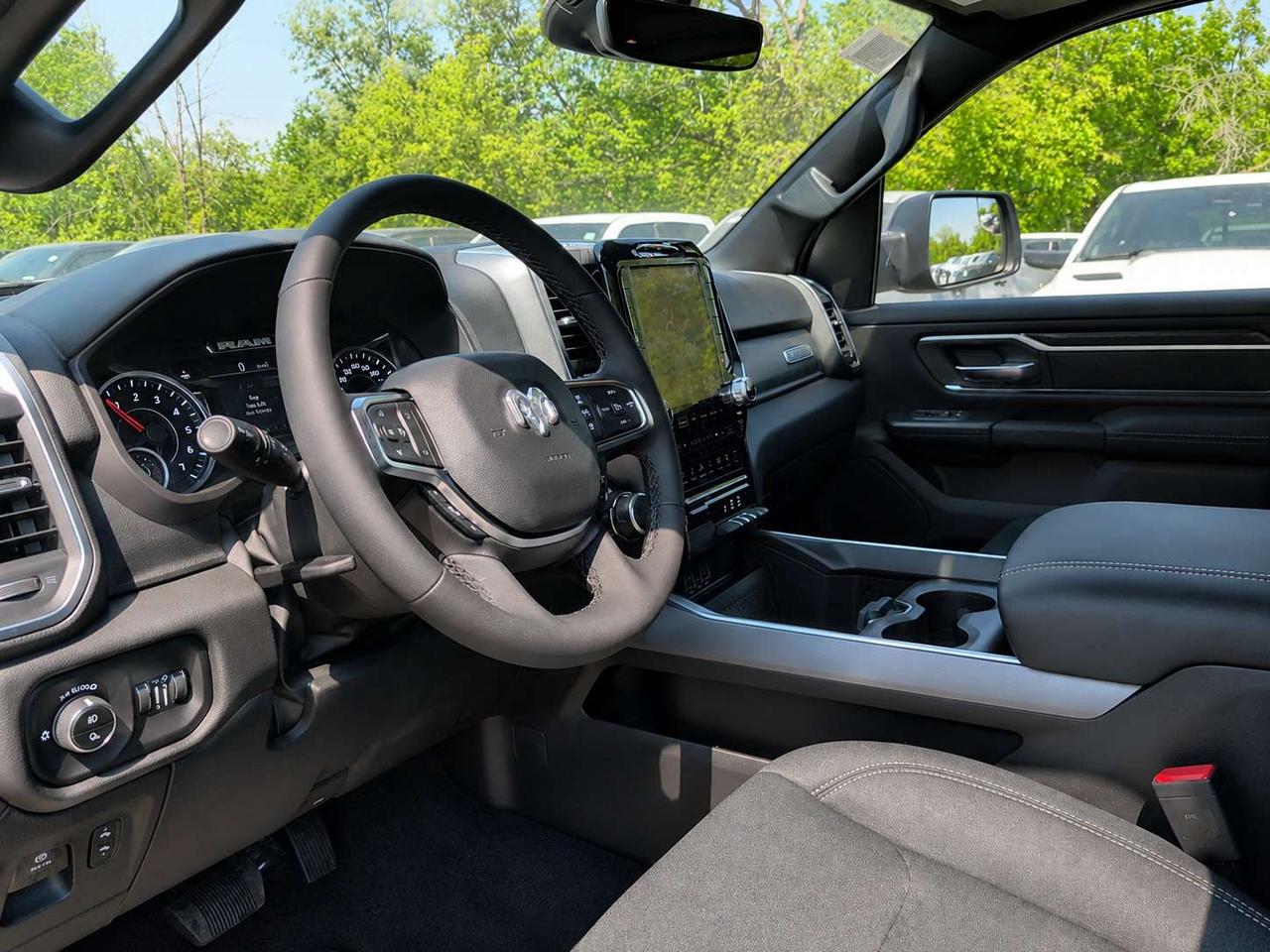 2026 RAM 1500 BIG HORN | Level 2 | HEMI | Pano Roof | NIght Pkg Photo