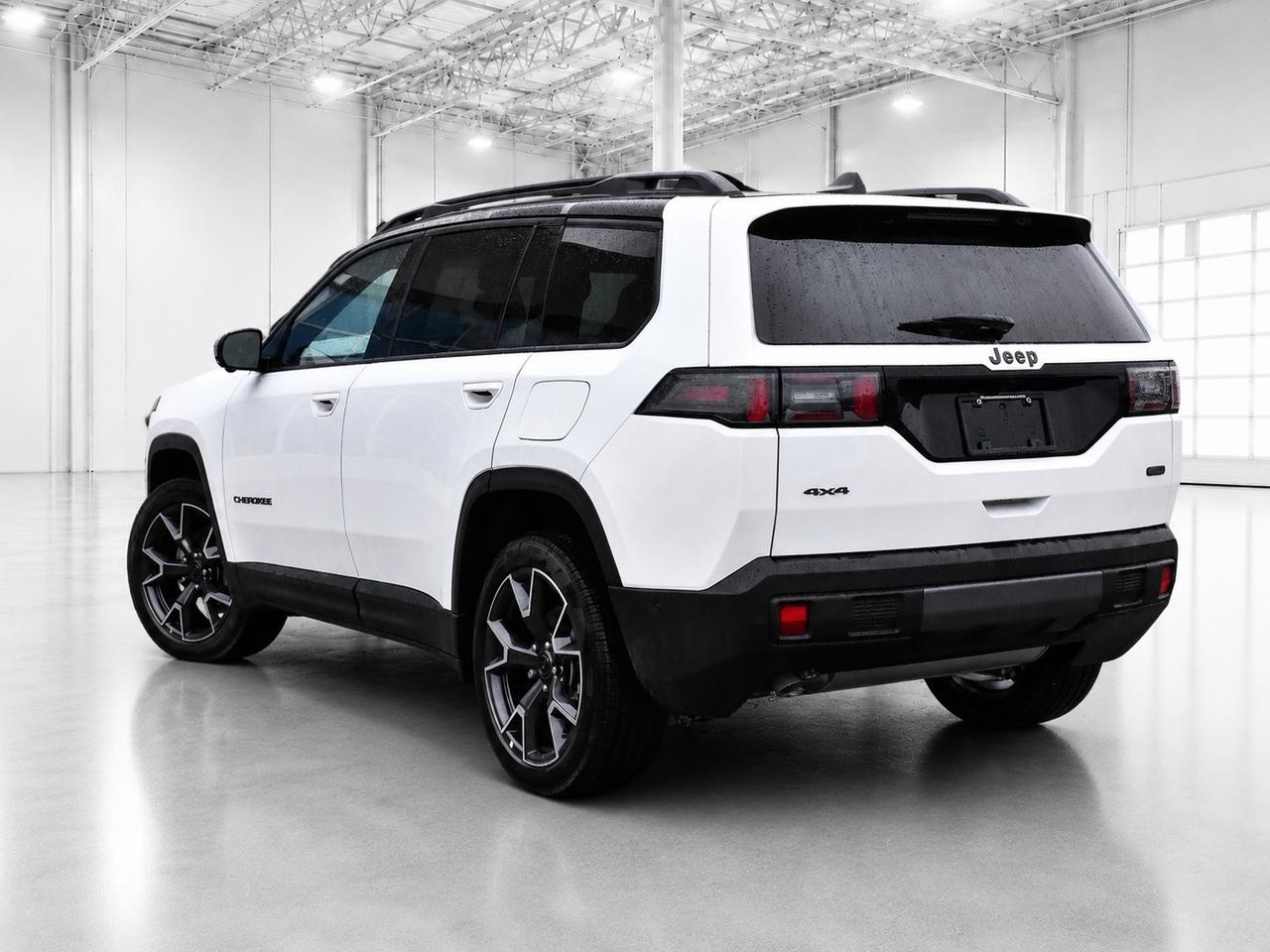 2026 Jeep Cherokee OVERLAND | 1.6L Turbo Hybrid | Htd/Cooled Seats Photo