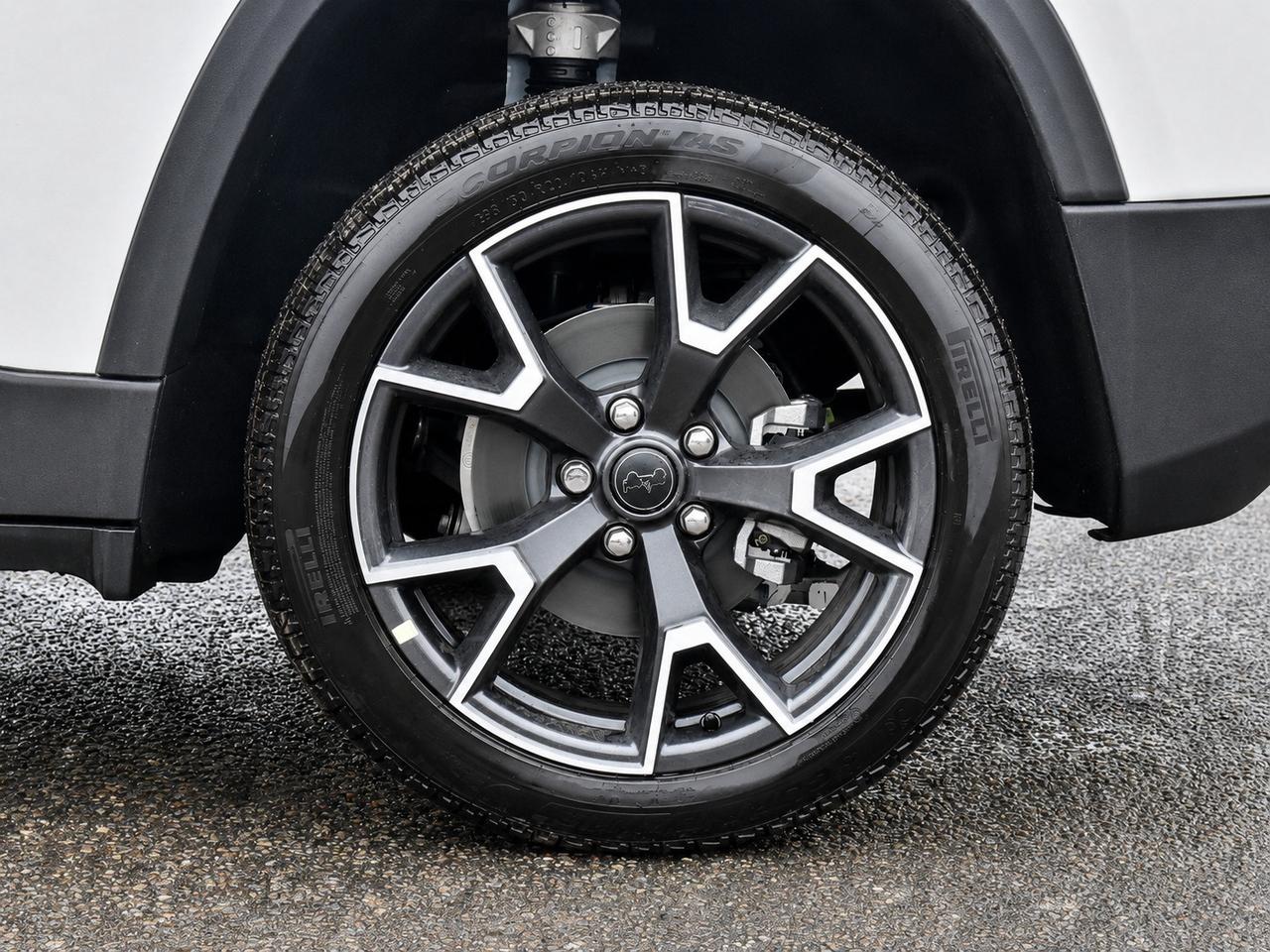 2026 Jeep Cherokee OVERLAND | 1.6L Turbo Hybrid | Htd/Cooled Seats Photo