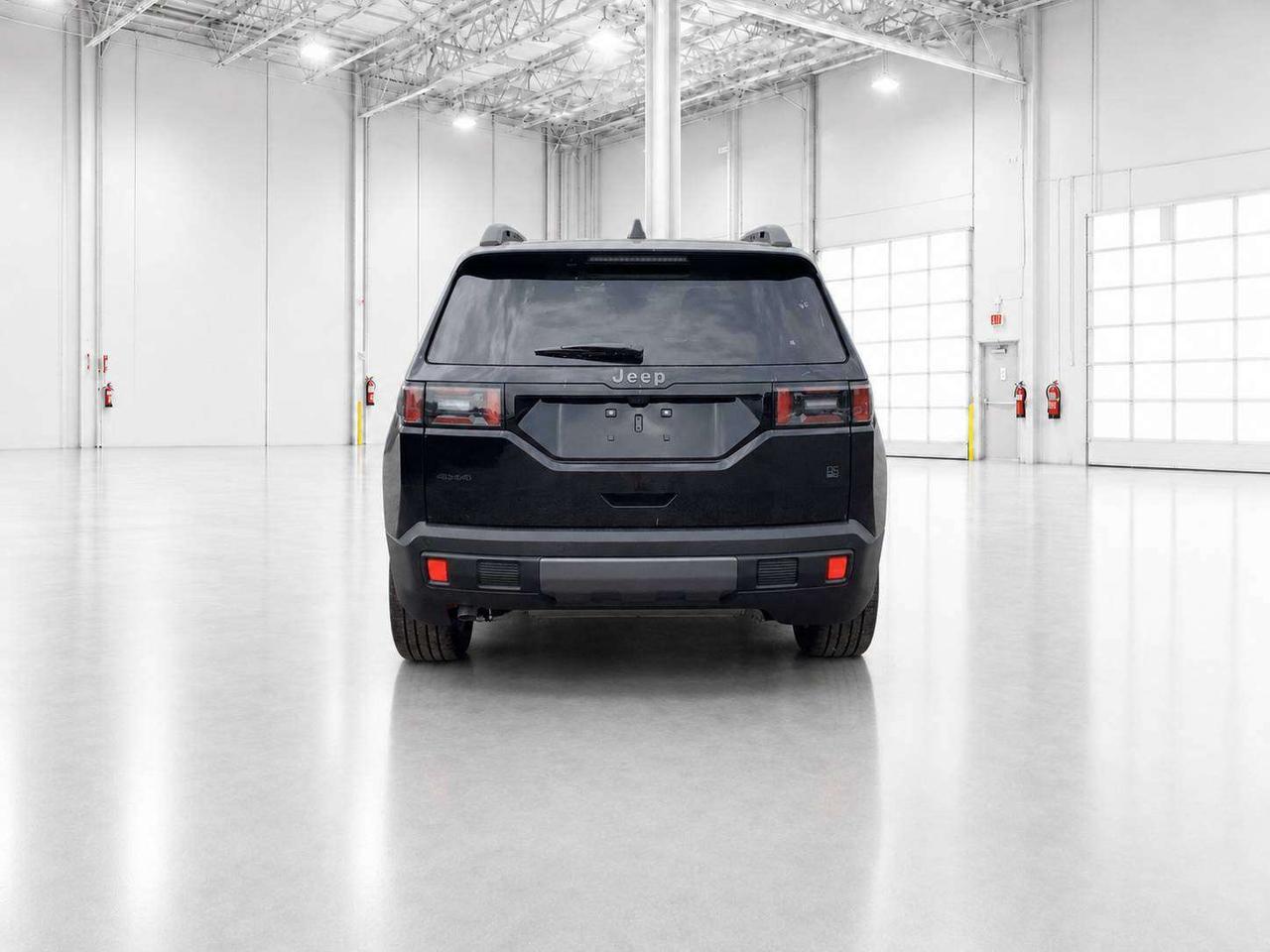 2026 Jeep Cherokee 85TH ANNIVERSARY | 1.6L Turbo Hybrid | Pano Roof Photo4