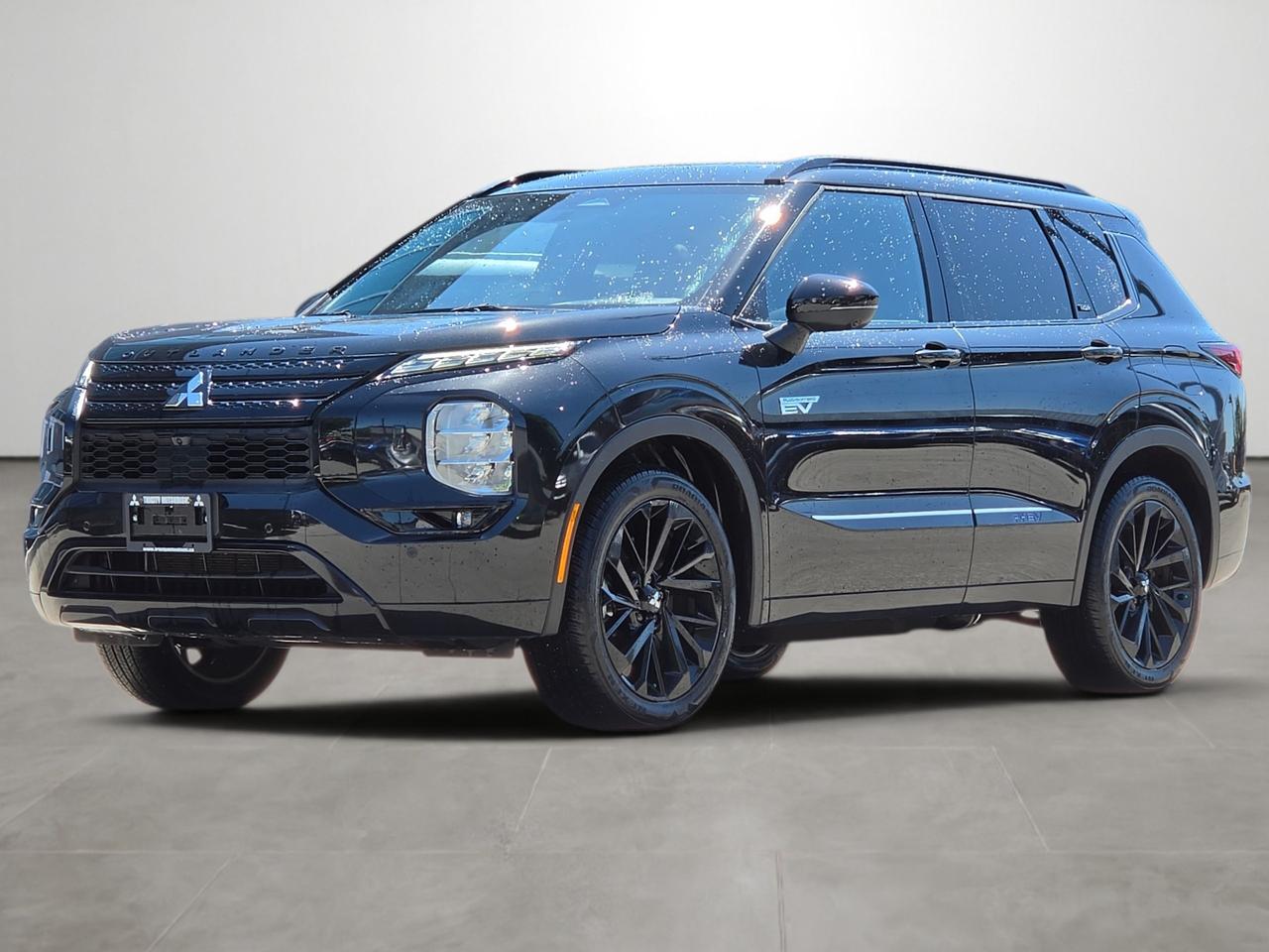 Used 2024 Mitsubishi Outlander Phev Noir - No Accidents, Power Liftgate, Navigation for sale in Coquitlam, BC