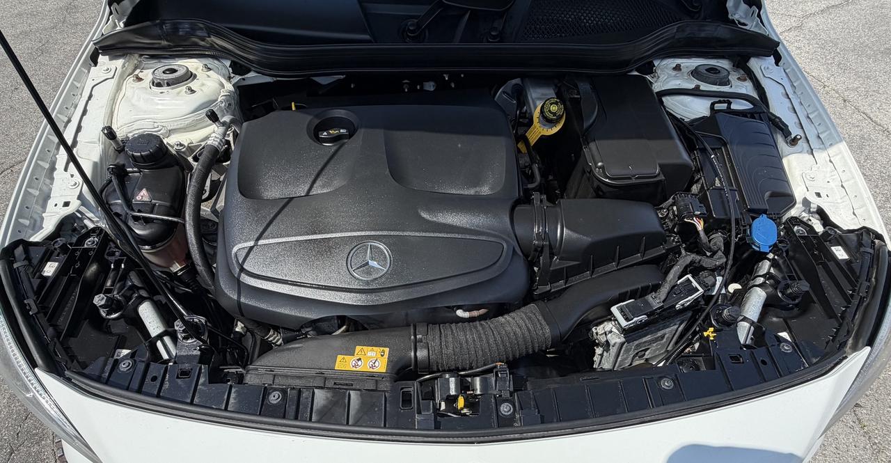 2018 Mercedes-Benz GLA GLA 250 4MATIC SUV Photo