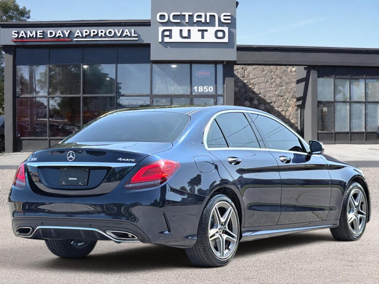 2020 Mercedes-Benz C-Class C 300 4MATIC Sedan Photo4