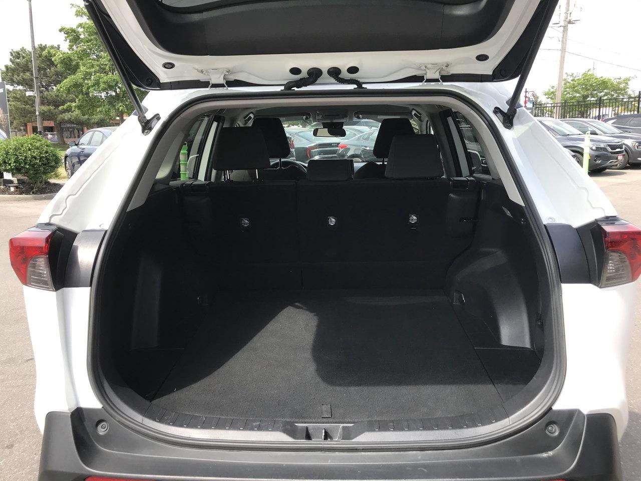2021 Toyota RAV4 LE AWD Pkg.   No Accidents   Clean Carfax Photo