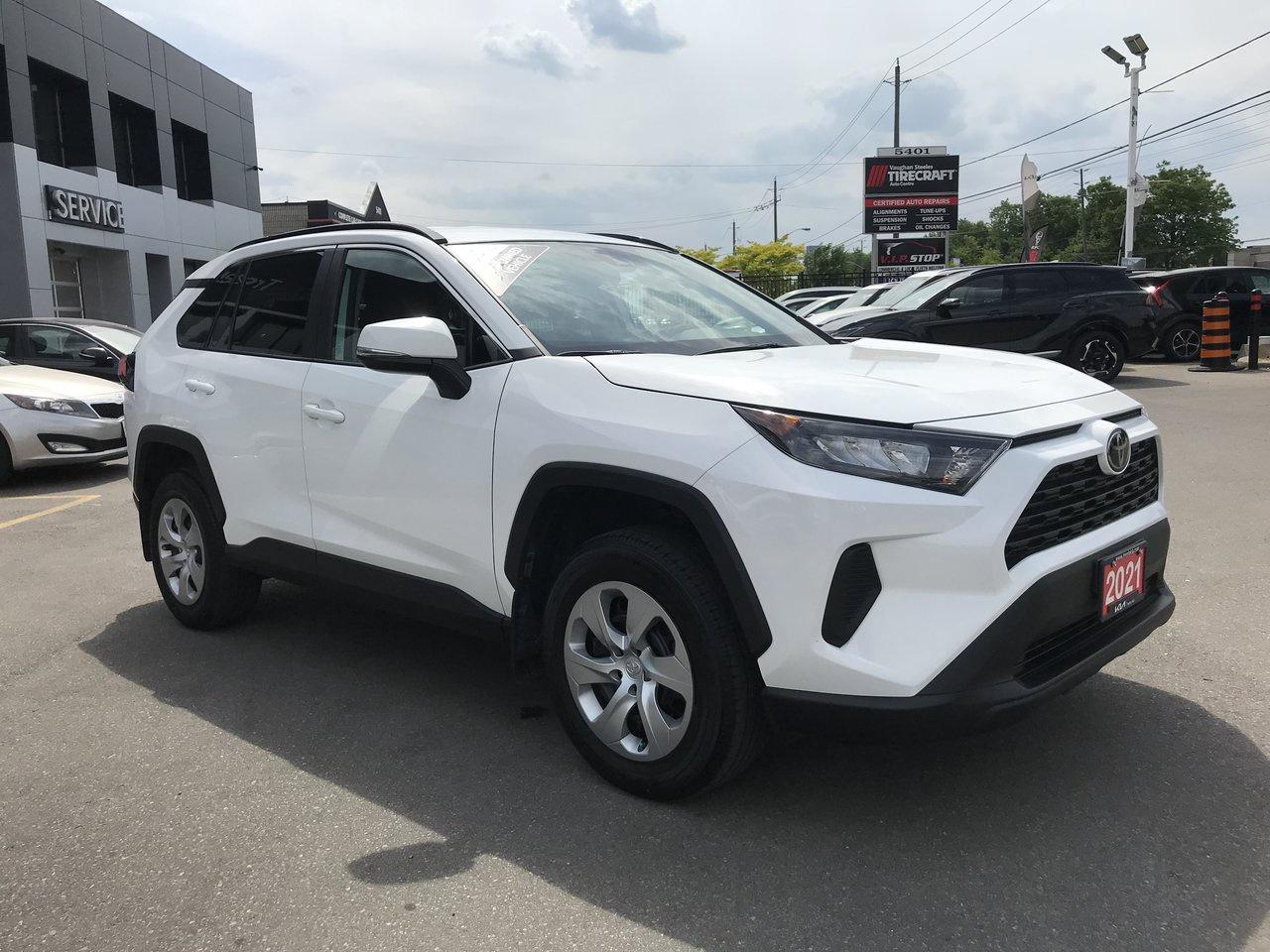 2021 Toyota RAV4 LE AWD Pkg.   No Accidents   Clean Carfax Photo