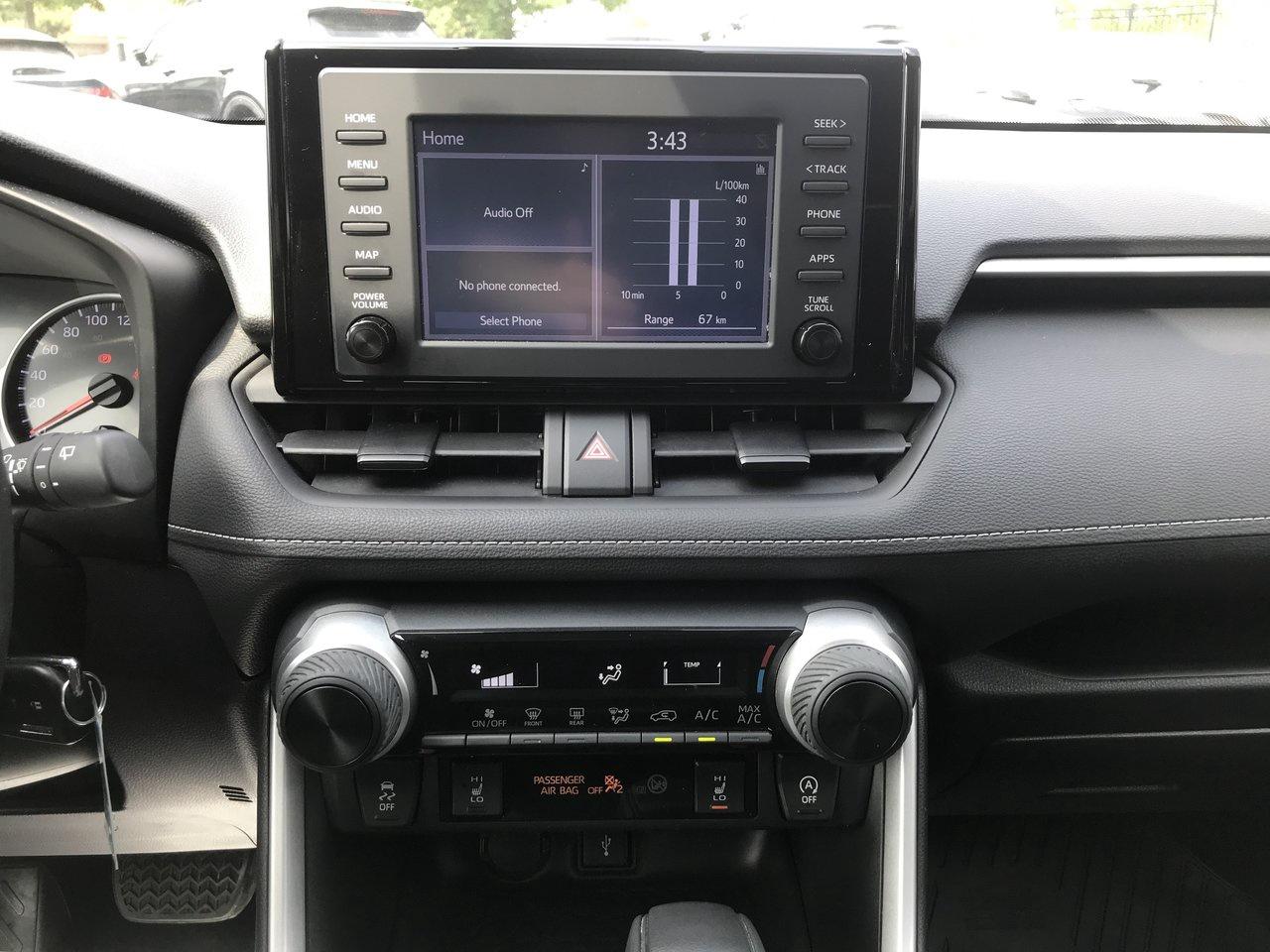 2021 Toyota RAV4 LE AWD Pkg.   No Accidents   Clean Carfax Photo
