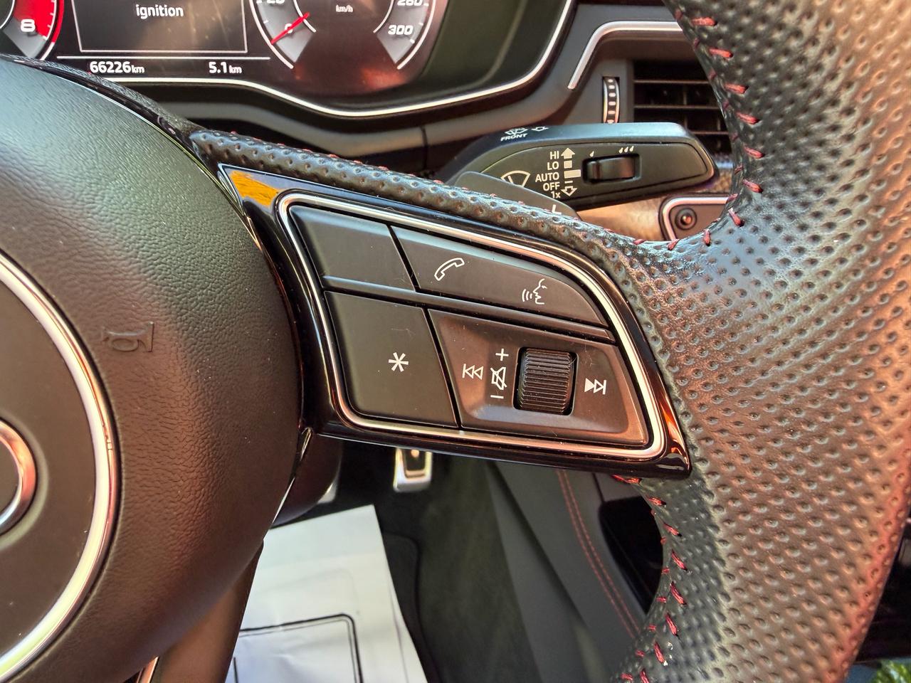 2020 Audi S5 Technik B&O Stereo-carbon fiber trim-red calipers! Photo