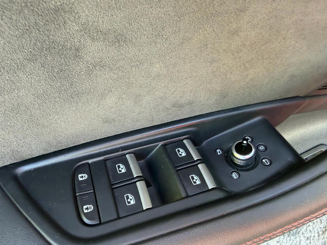 2020 Audi S5 Technik B&O Stereo-carbon fiber trim-red calipers! Photo