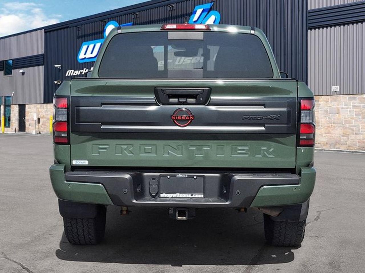 2025 Nissan Frontier PRO-4X Luxury | Fender Audio | Leather | Sunroof | Nav | Wireless Charging | Carplay | and More ! Photo3