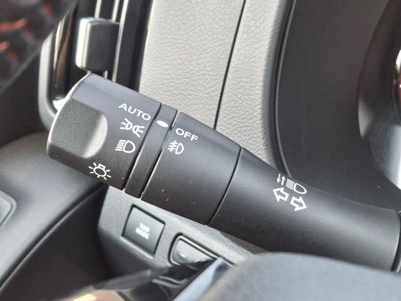 2025 Nissan Frontier PRO-4X Luxury | Fender Audio | Leather | Sunroof | Nav | Wireless Charging | Carplay | and More ! Photo
