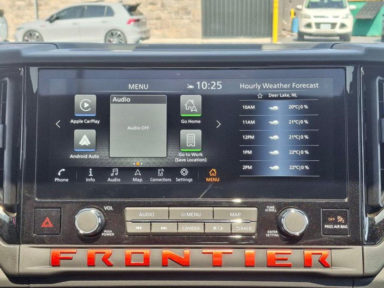 2025 Nissan Frontier PRO-4X Luxury | Fender Audio | Leather | Sunroof | Nav | Wireless Charging | Carplay | and More ! Photo