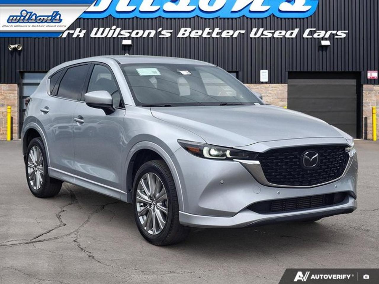 2023 Mazda CX-5 Signature AWD | Leather | Sunroof | Navi | Heated Seats + Steering | Power Liftgate | HUD and More ! Photo