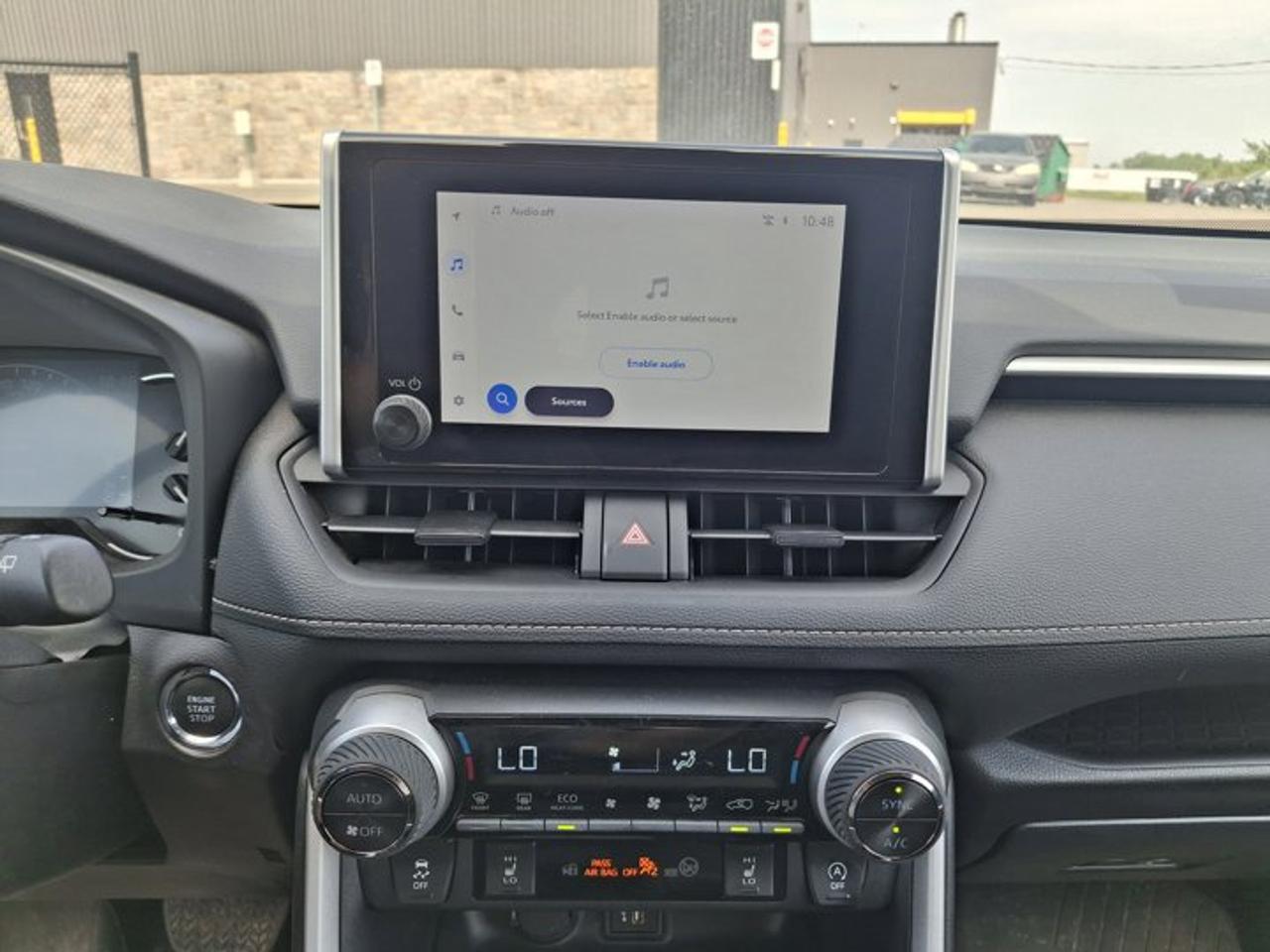 2025 Toyota RAV4 XLE AWD | Sunroof | Radar Cruise | Heated Wheel + Seats | Power Liftgate | Carplay | and More ! Photo