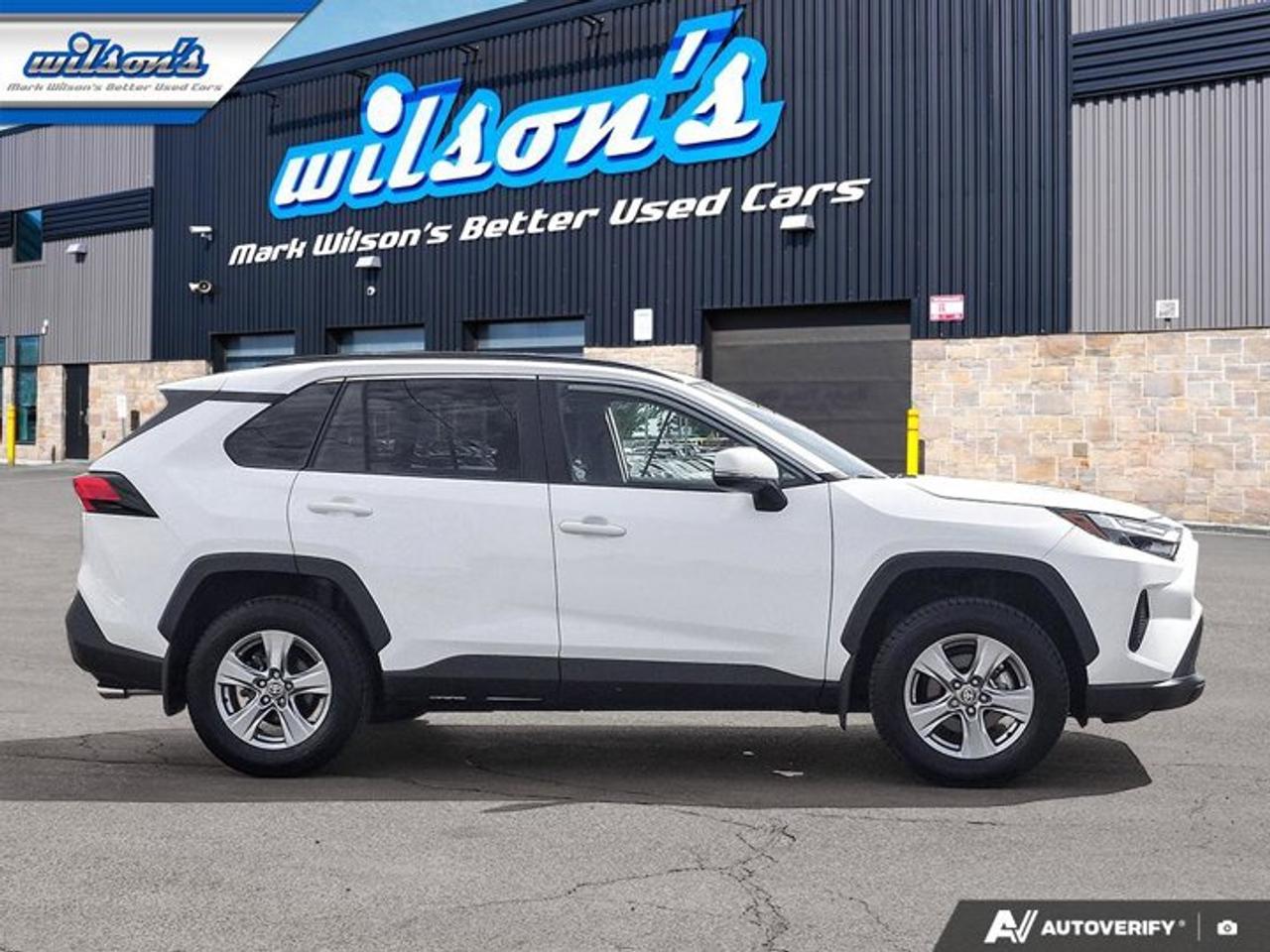 2025 Toyota RAV4 XLE AWD | Sunroof | Radar Cruise | Heated Wheel + Seats | Power Liftgate | Carplay | and More ! Photo