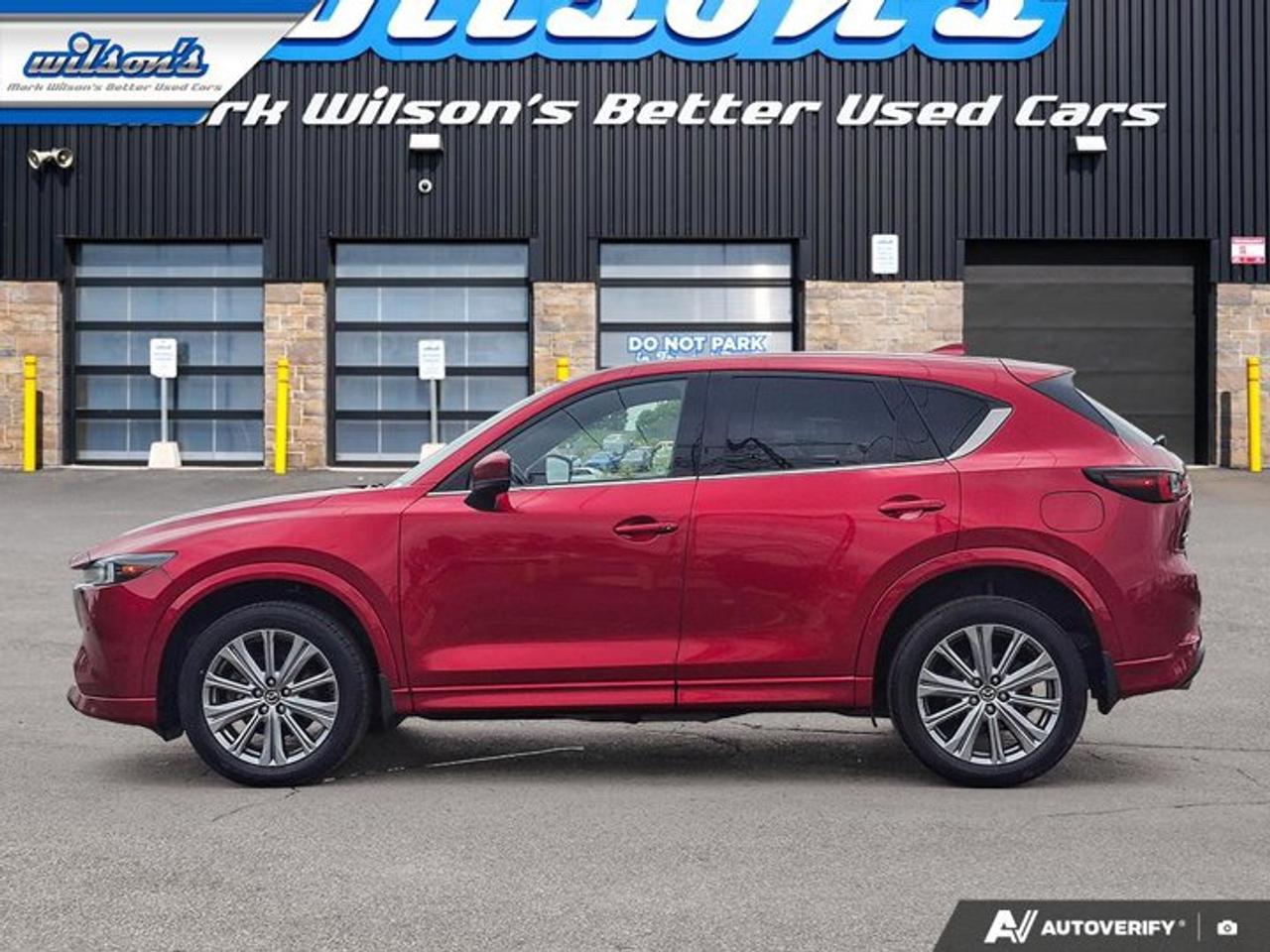 2022 Mazda CX-5 Signature Turbo AWD | Leather | Sunroof | Navi | Heated Seats + Steering | Power Liftgate and More ! Photo