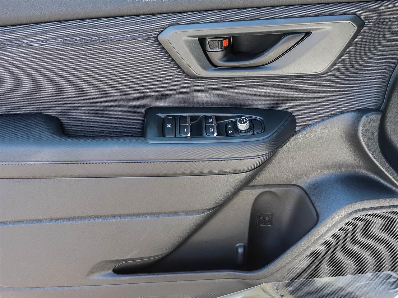 2026 Subaru Forester TOURING Photo