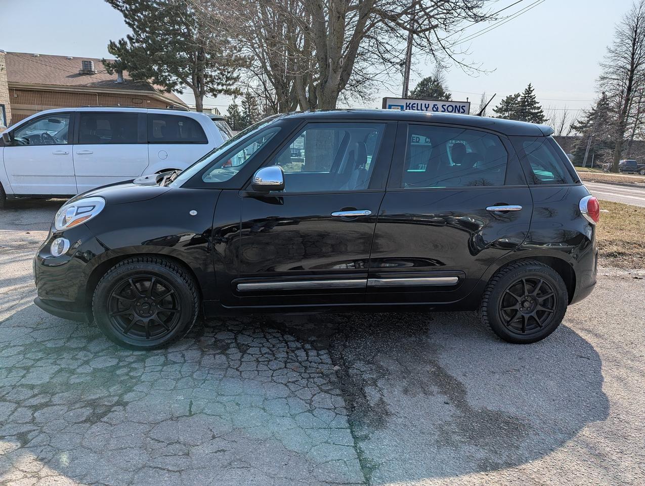 2014 Fiat 500L "Gas MISER" certified + FREE 6M warranty Photo