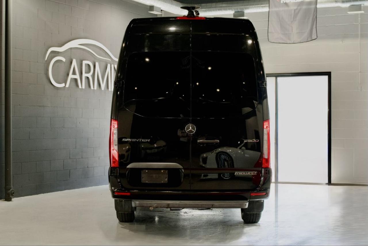 2019 Mercedes-Benz Sprinter  Photo