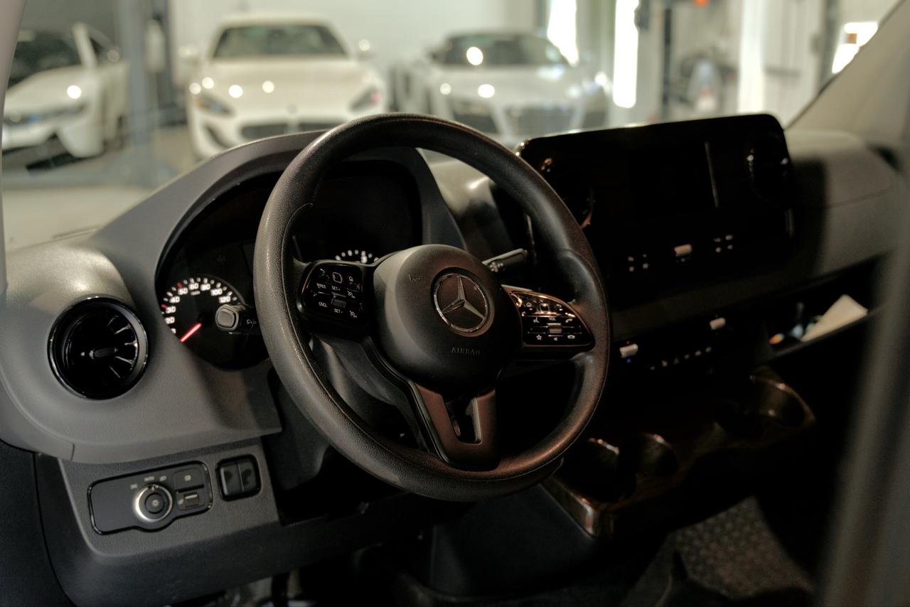 2019 Mercedes-Benz Sprinter  Photo