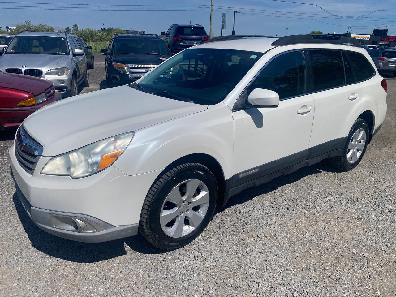 2011 Subaru Outback 2.5i Prem - Photo #1