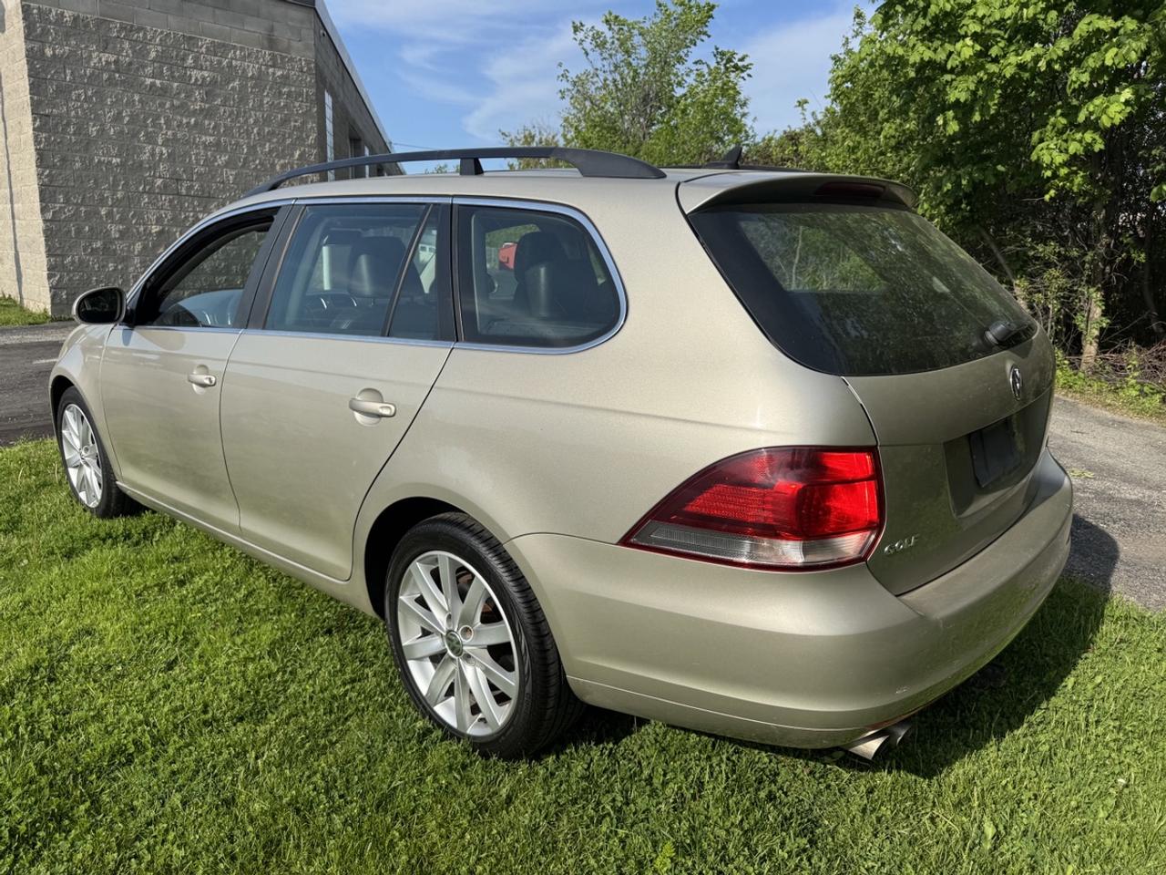 2013 Volkswagen Jetta SportWagen Photo