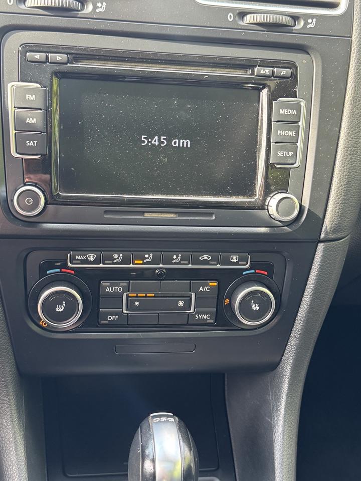 2013 Volkswagen Jetta SportWagen Photo