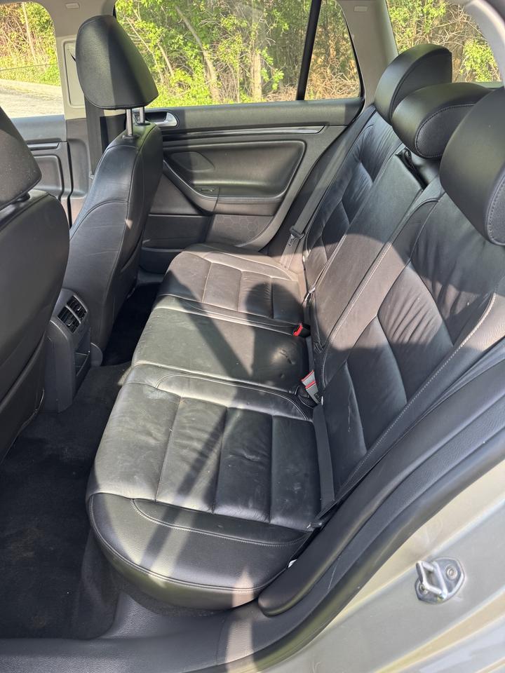 2013 Volkswagen Jetta SportWagen Photo