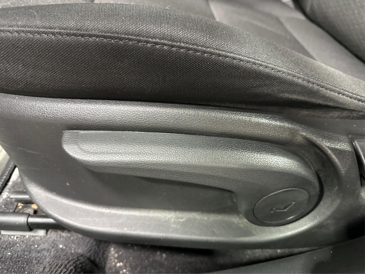 2019 Hyundai Elantra SE Photo