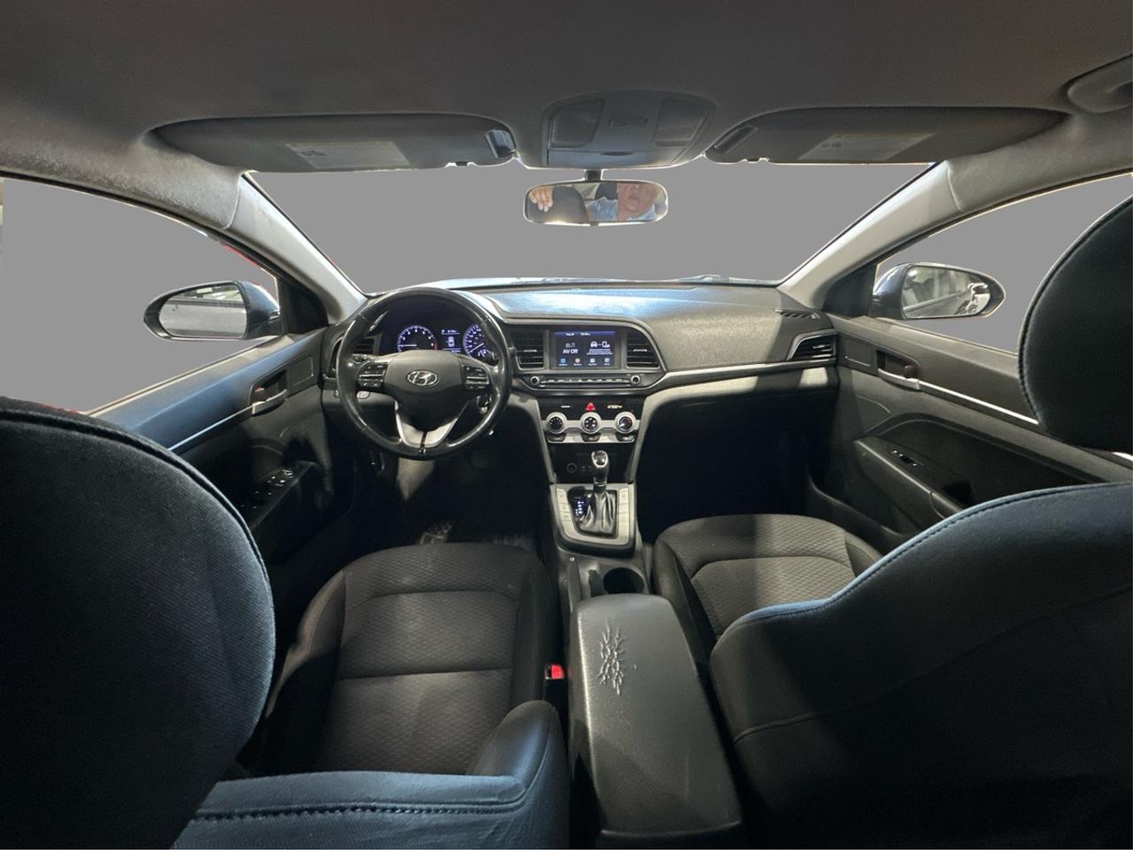2019 Hyundai Elantra SE Photo