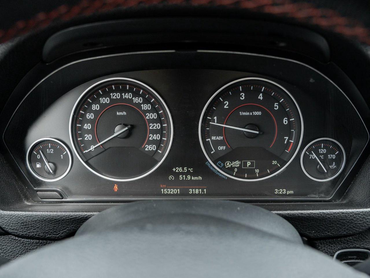2018 BMW 3 Series 330i xDrive Photo