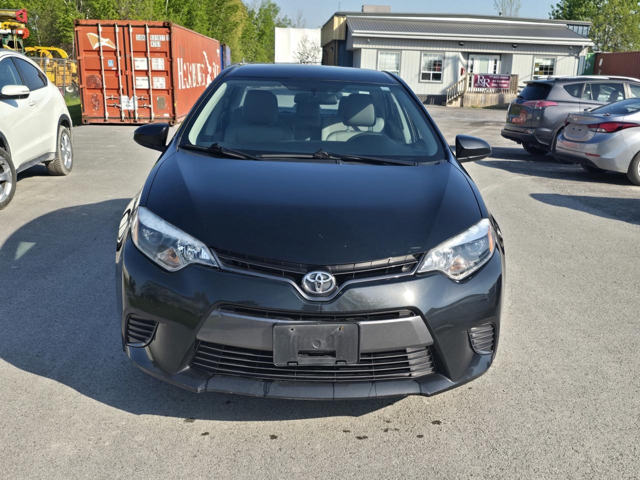 2016 Toyota Corolla LE Photo