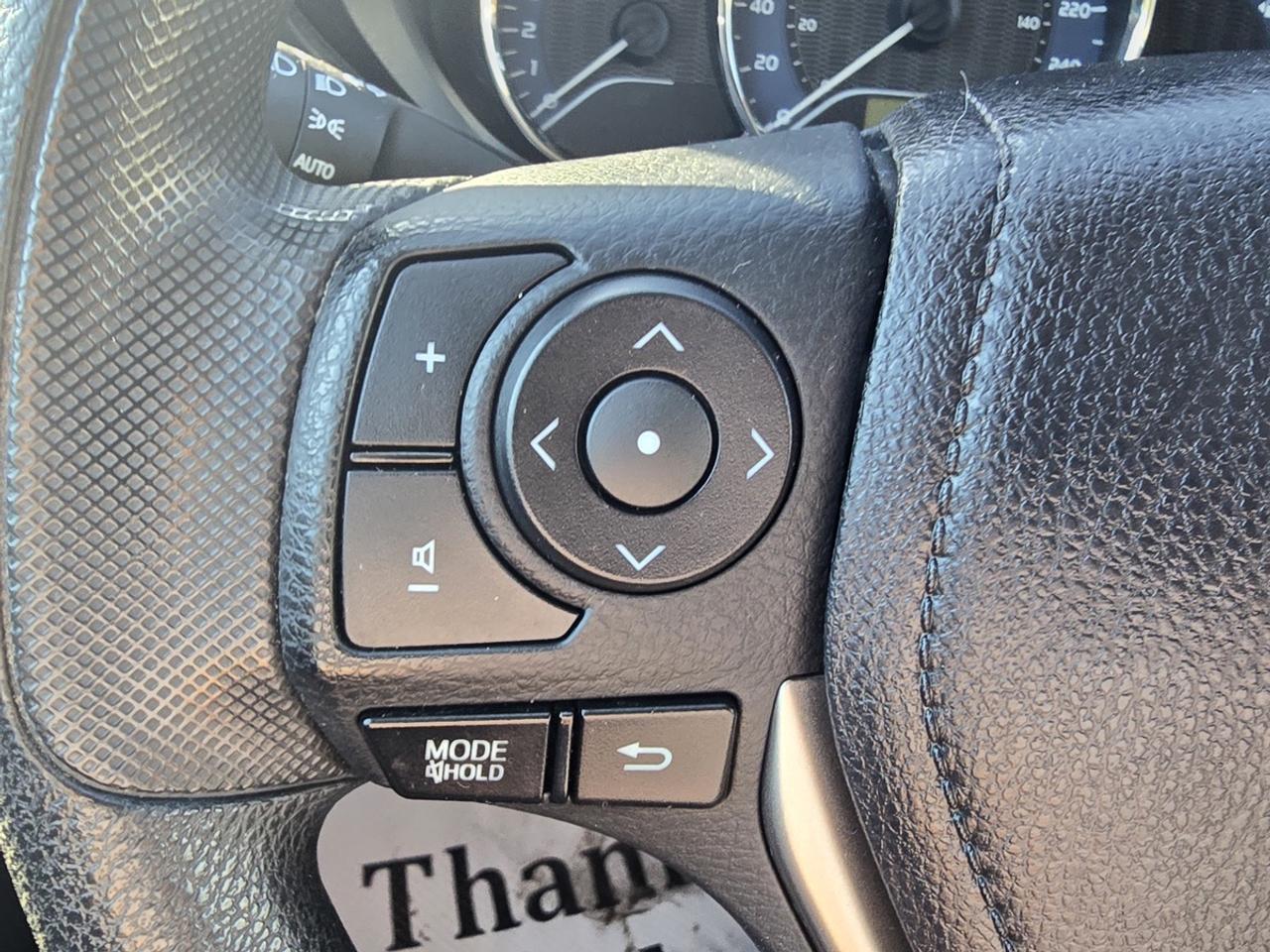 2016 Toyota Corolla LE Photo