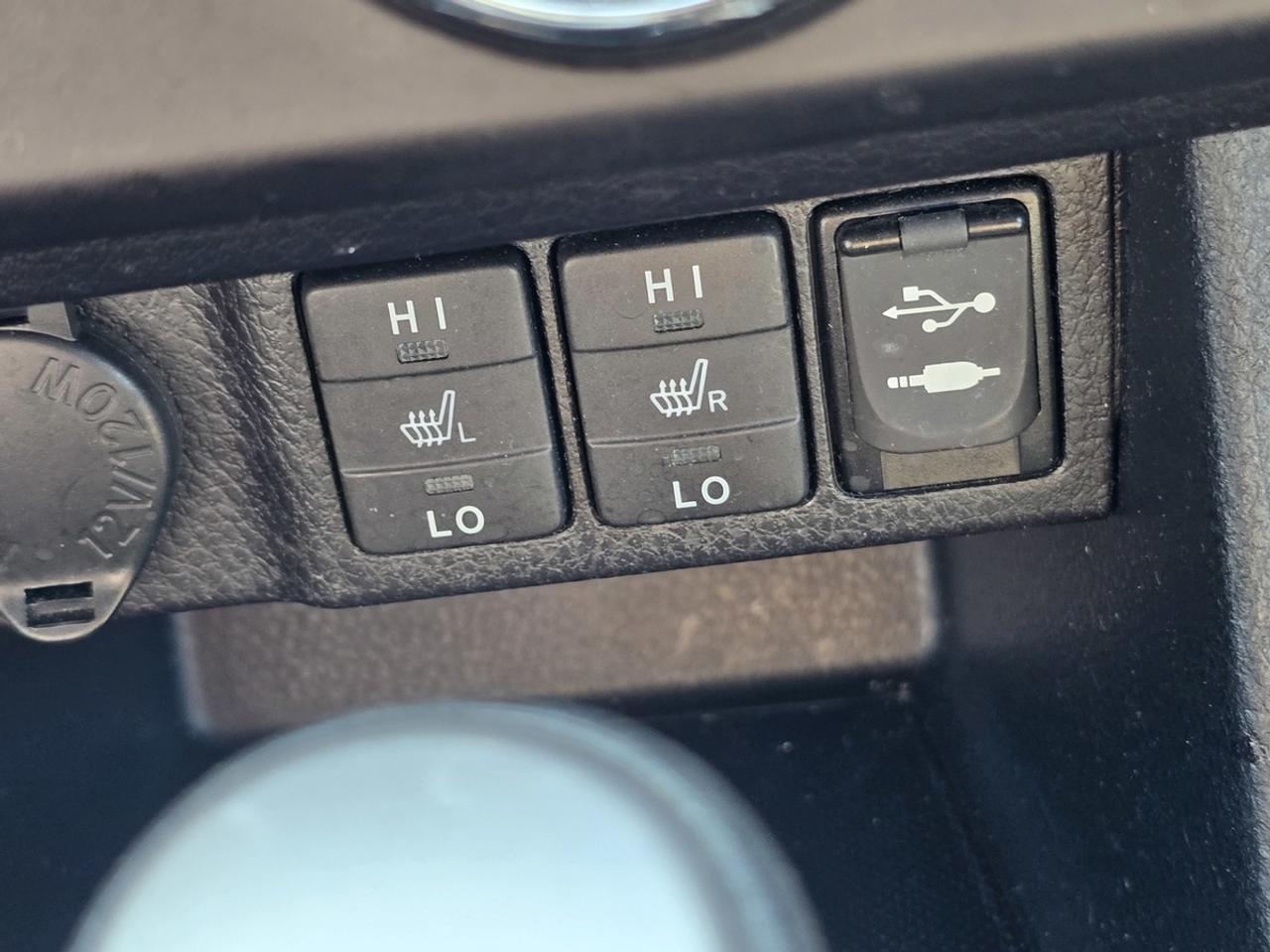 2016 Toyota Corolla LE Photo